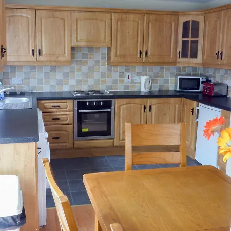 Lakehouse 9 Holiday home Portnoo